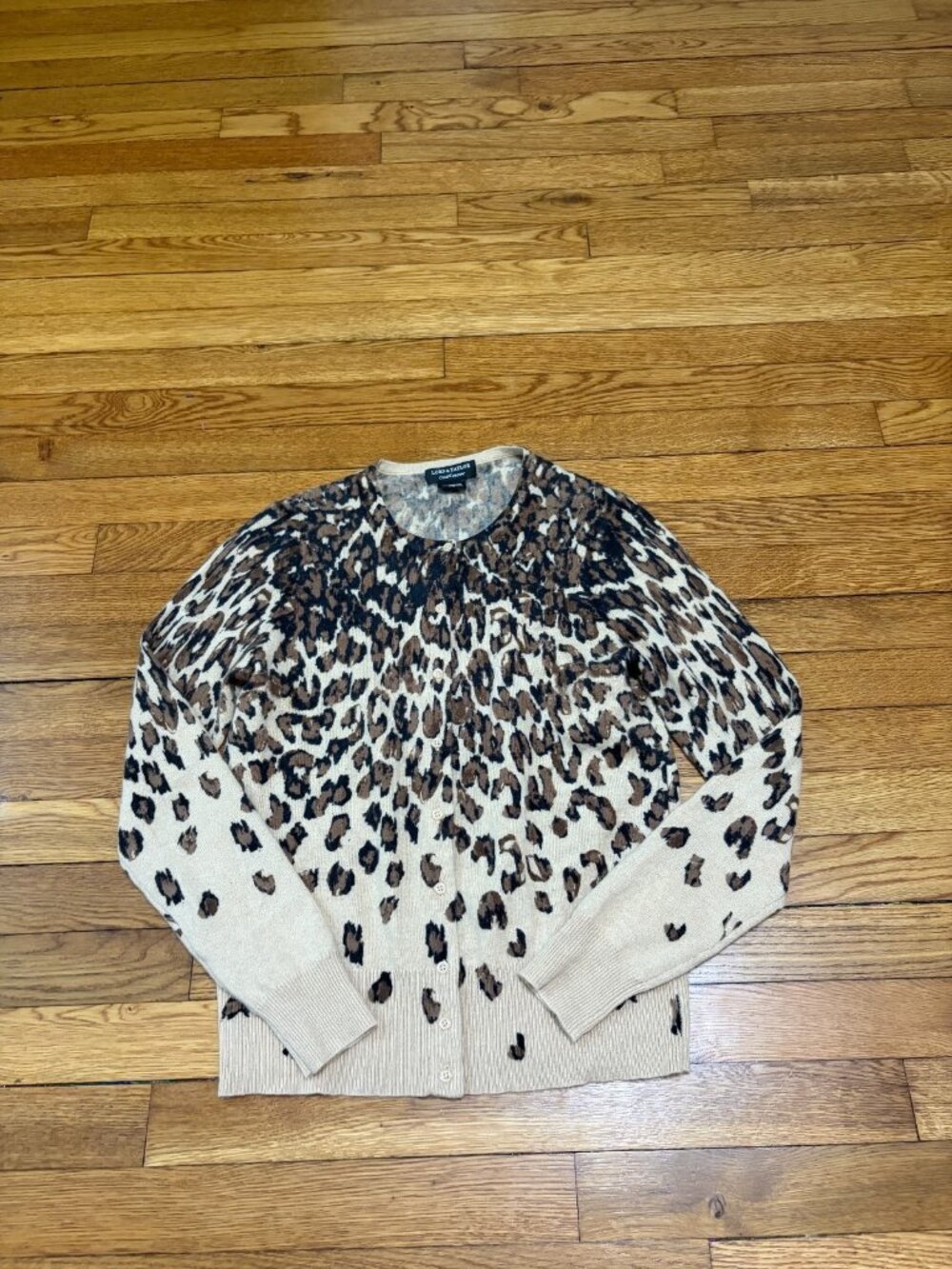 Lord & Taylor Womens 100% Cashmere Cardigan Sweater Size Medium Cheetah Print